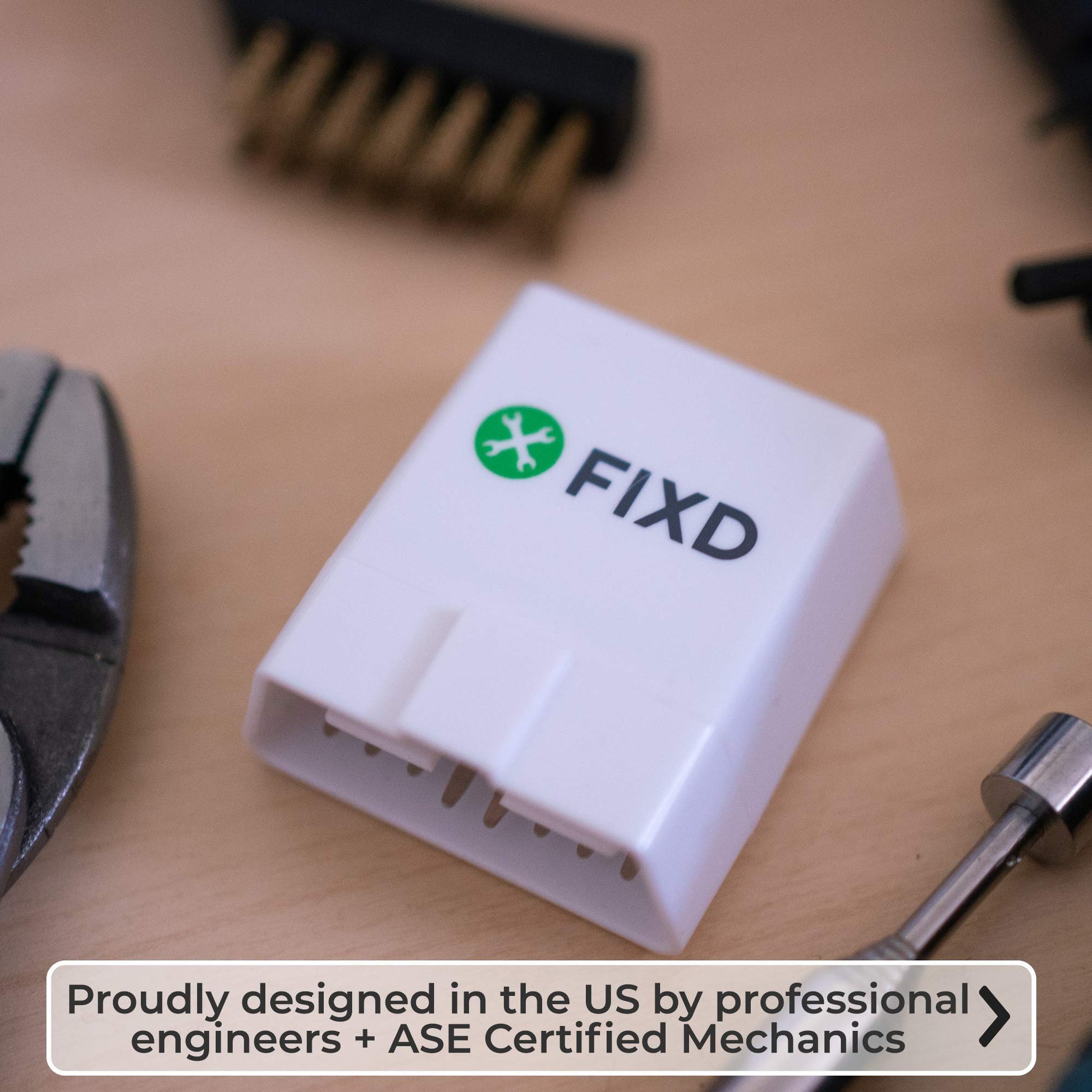 FIXD Bluetooth OBD2 Scanner for Car - Car Code Reader - CarsBling - Best Car Gifts & Accessories